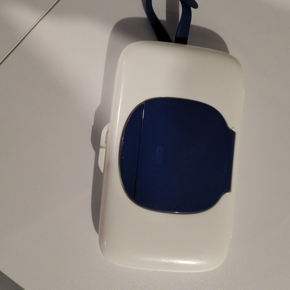 OXO Tot On-the-Go Wipes Dispenser - Navy